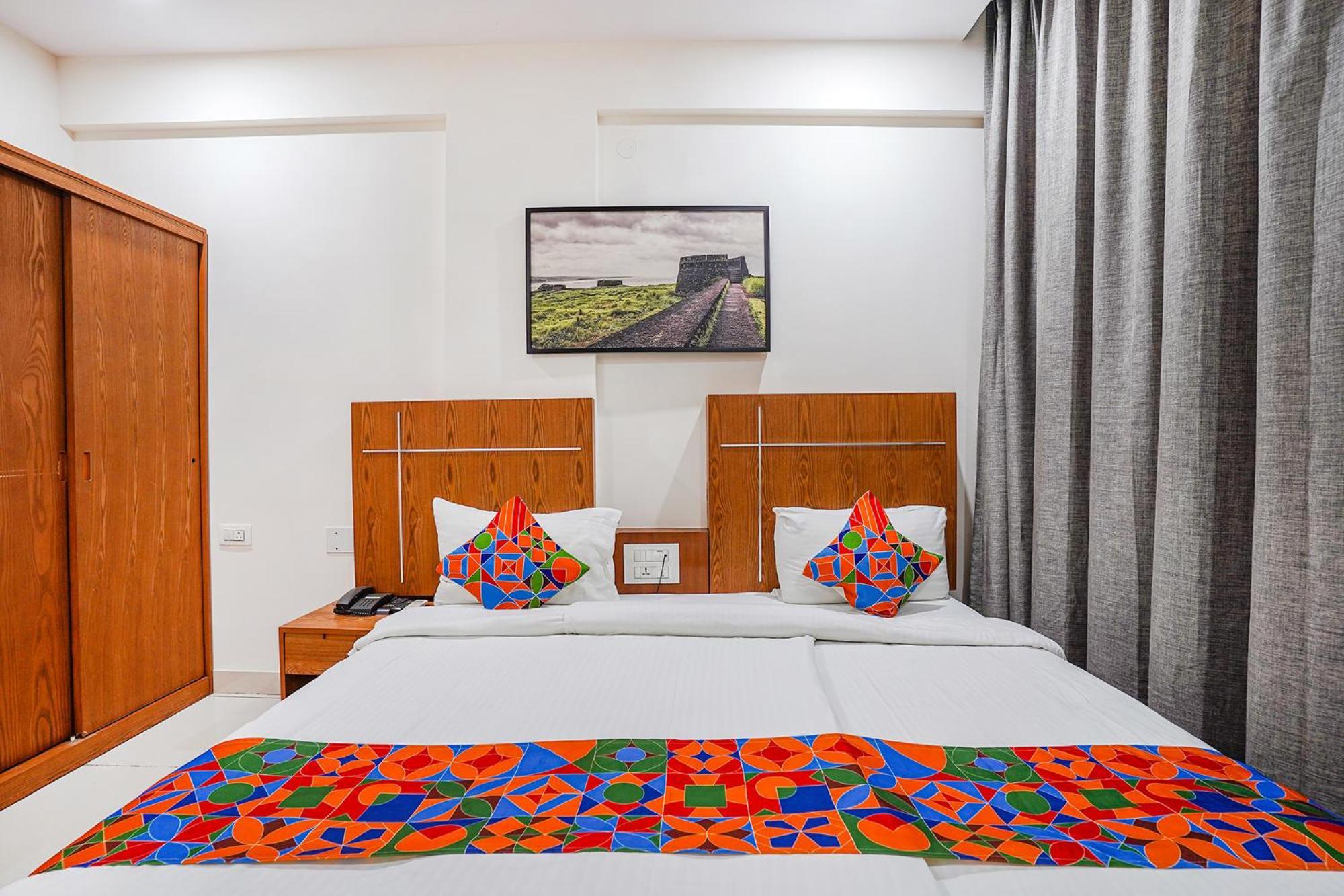Fabhotel Northern Suites - Kundalahalli Main Road Bangalore Exterior photo