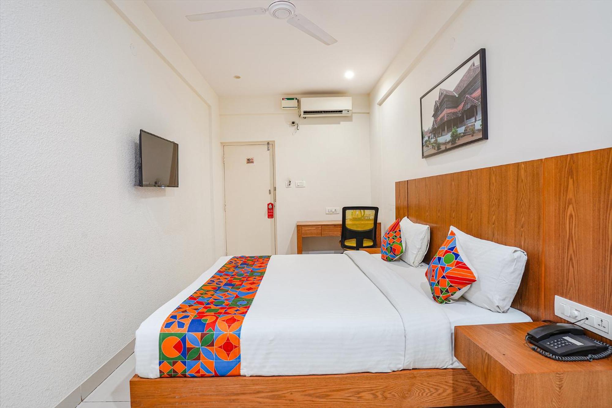 Fabhotel Northern Suites - Kundalahalli Main Road Bangalore Exterior photo